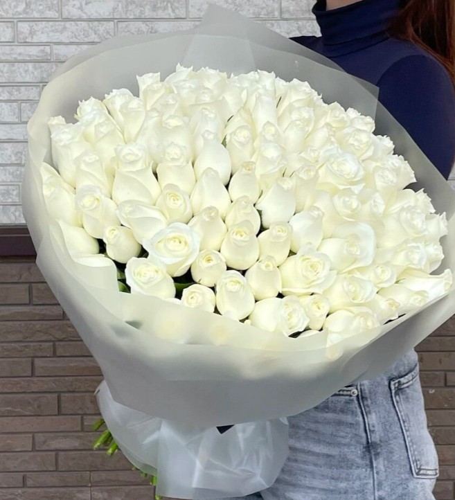 Букет из 101 белой Розы Кения