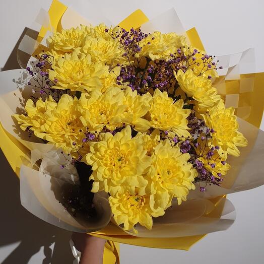 Букет хризантем "Зигзаг удачи"