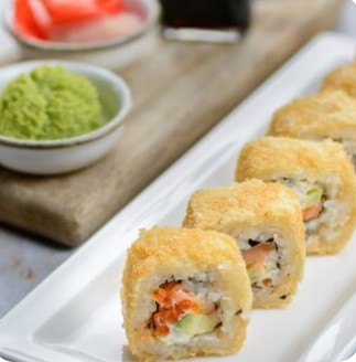 Икура саяке