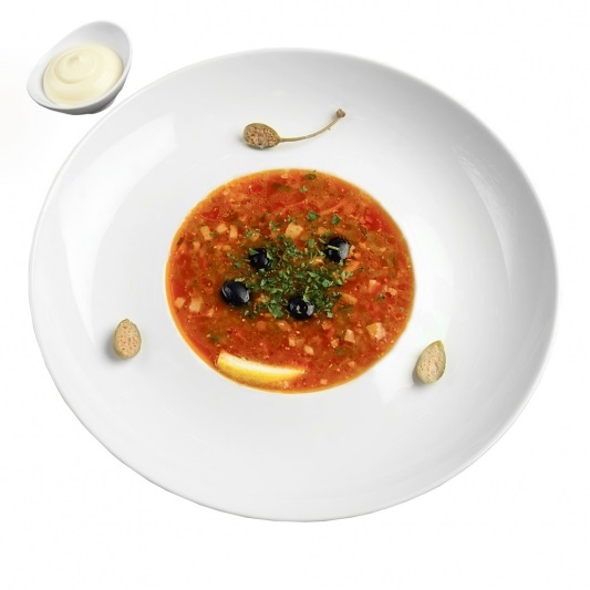 Солянка из копченостей с мясом