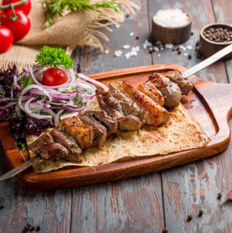 Шашлык из кусочков баранины