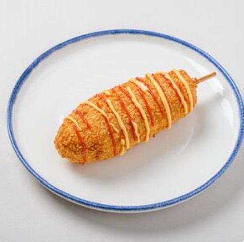 Корн-дог с сосиской и сыром