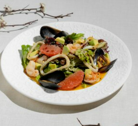 Салат с морскими дарами
