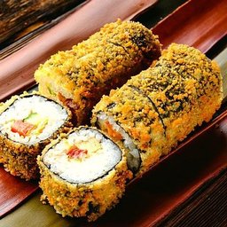 Ролл жареный с курицей