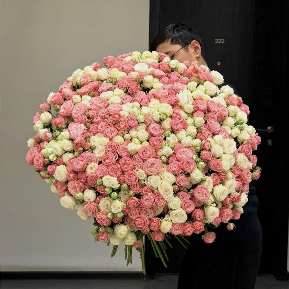 51 кустовая пионовидная Роза премиум