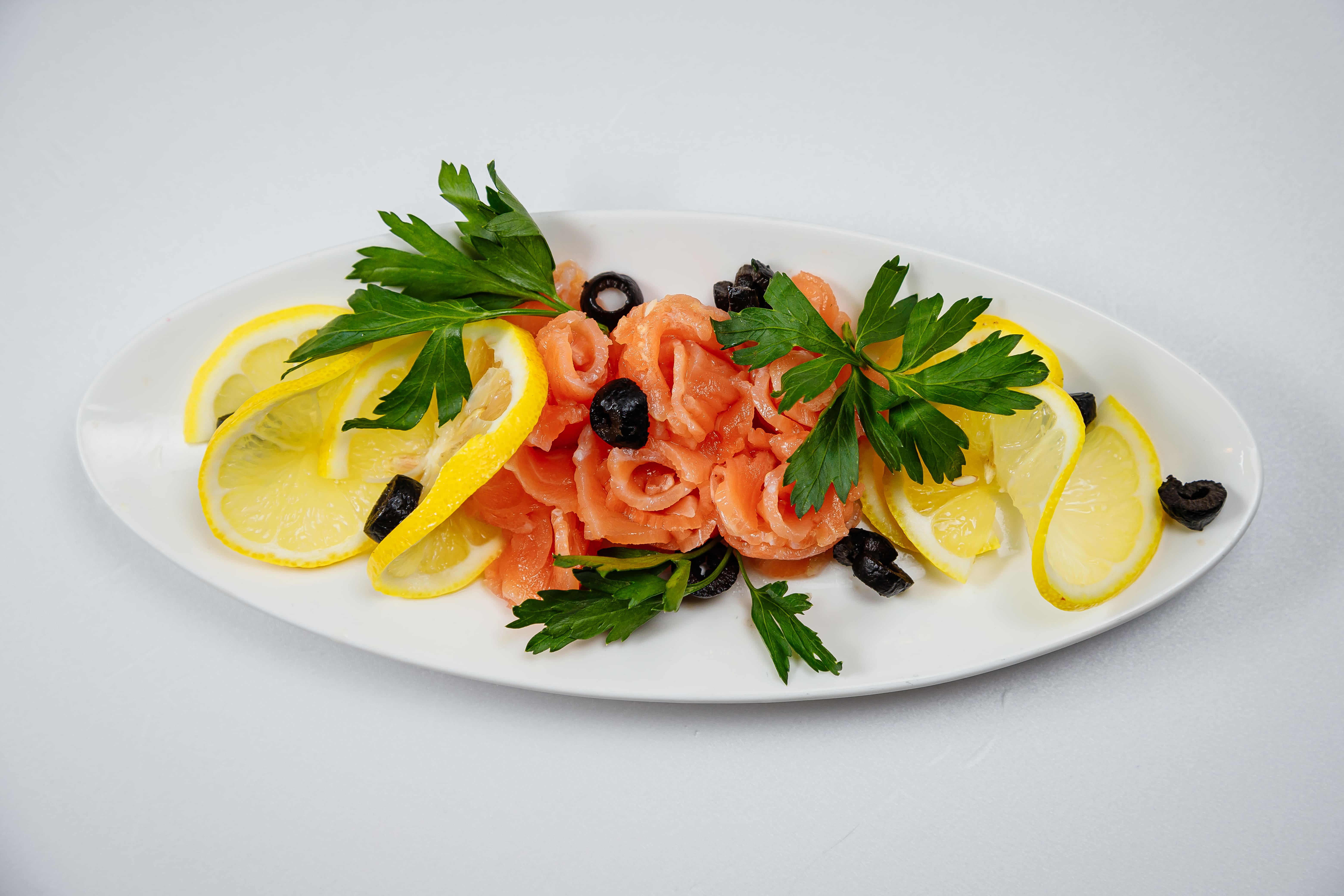 Семга с лимоном