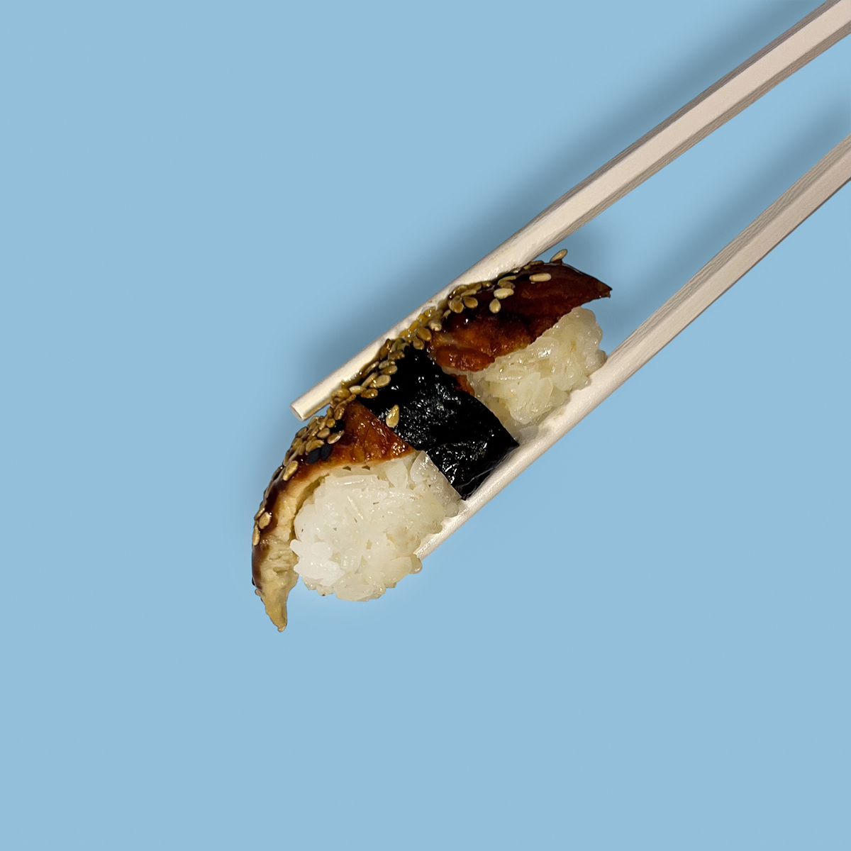 Суши с угрем