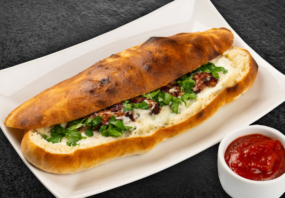 Хачапури с люля кебабом из баранины