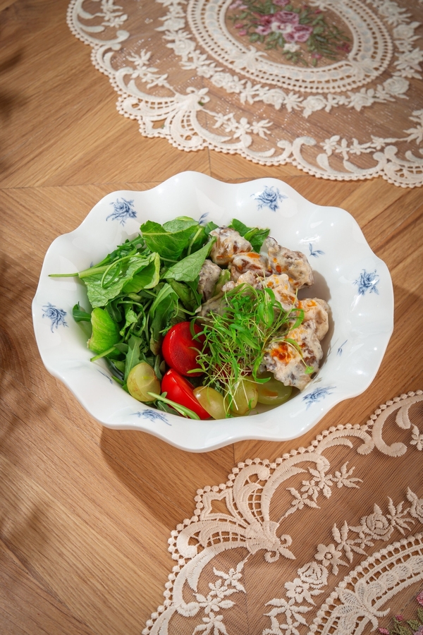 Салат с куриной печенью
