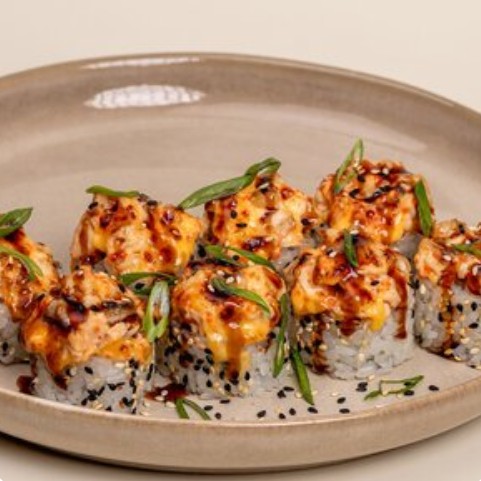 Запеченный ролл с курицей