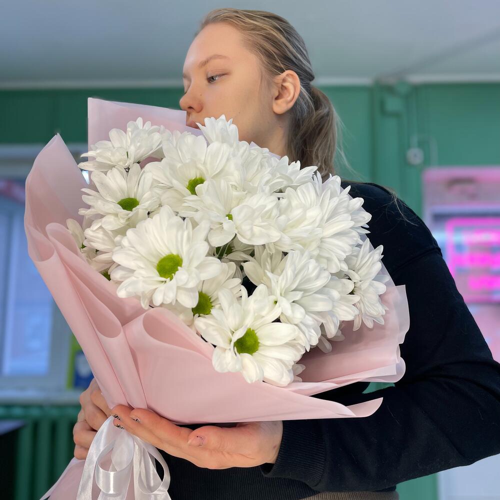 Букет из кустовых хризантем (ромашек)