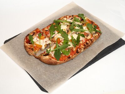 Пицца грибы и трюфель