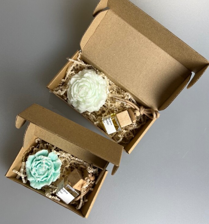 Набор (автопарфюм +свеча интерьерная 130 гр)