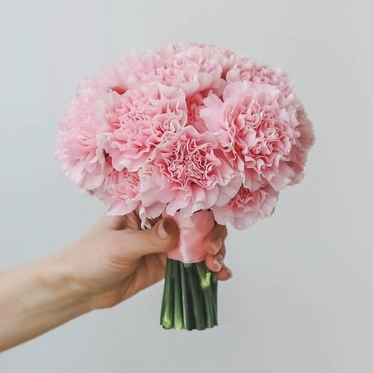 Моно букет невесты из гвоздик 