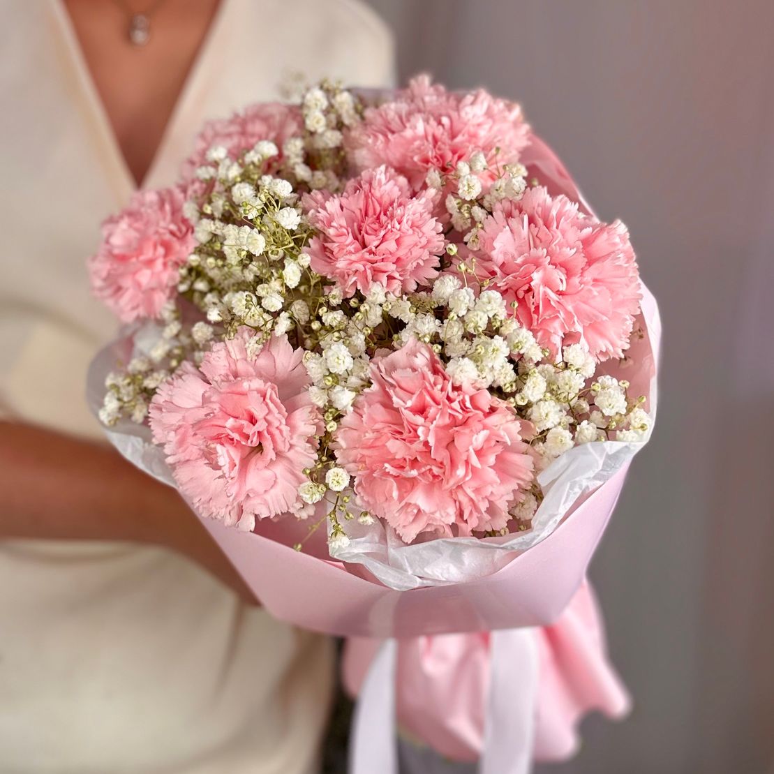 Нежный привет! Диантусы и гипсофила