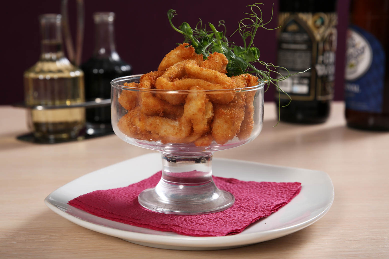 Кольца кальмара с соусом ранч