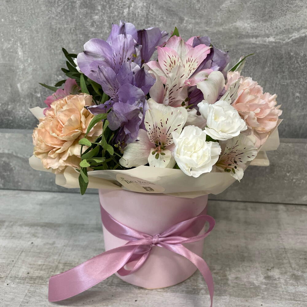Нежный букет в коробке