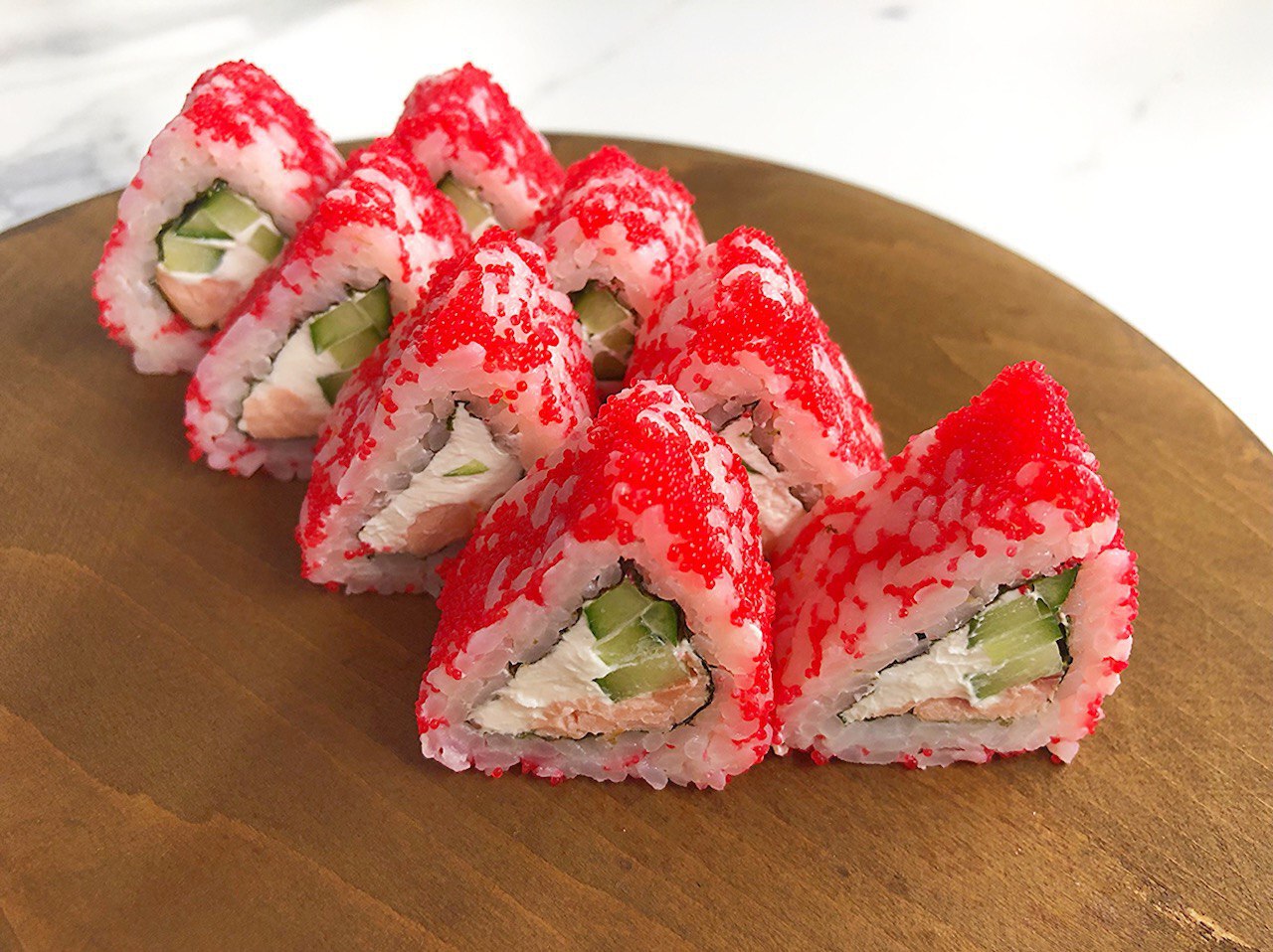 Ролл Азуми с горбушей