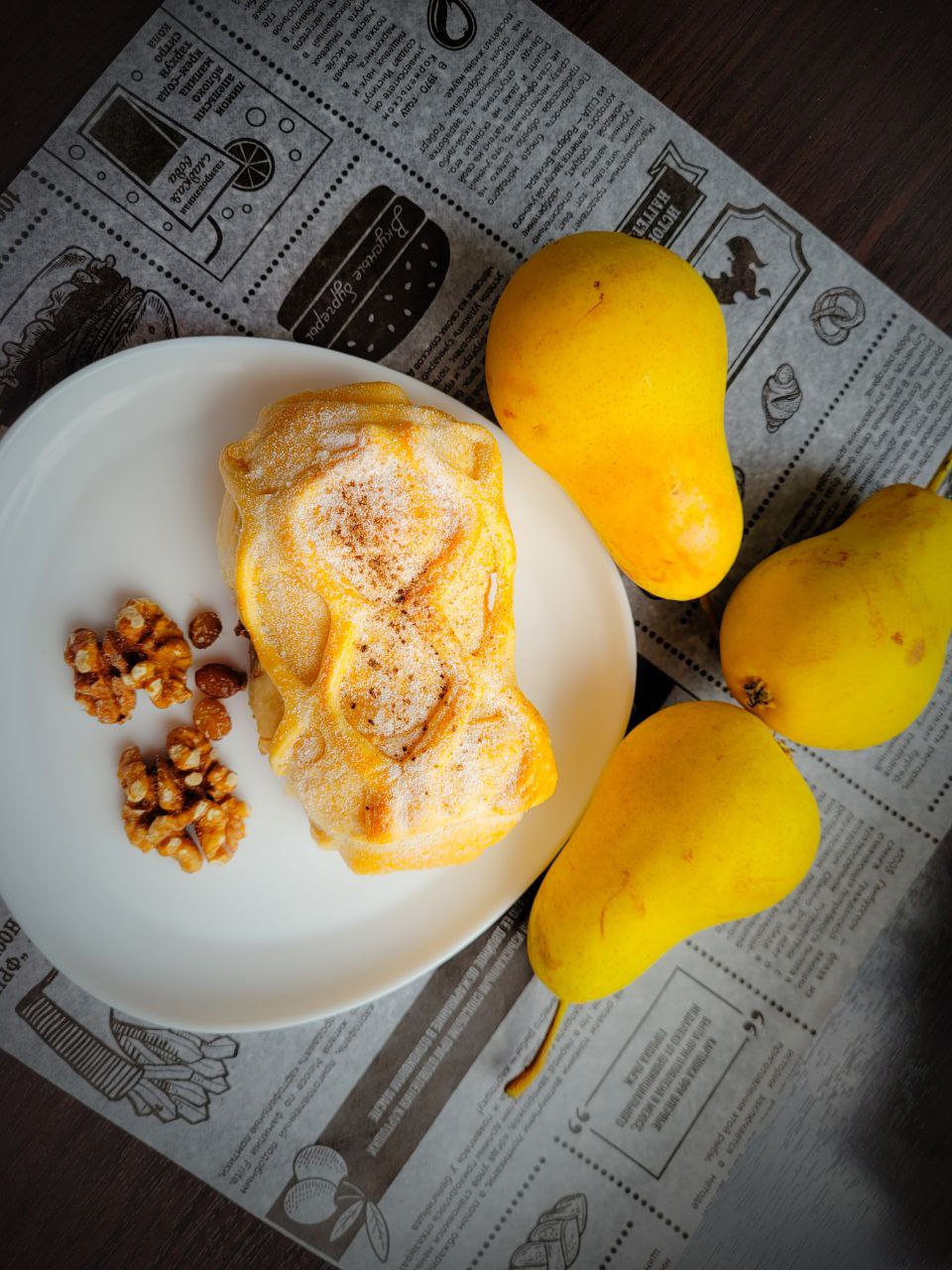 Штрудель груша орех изюм