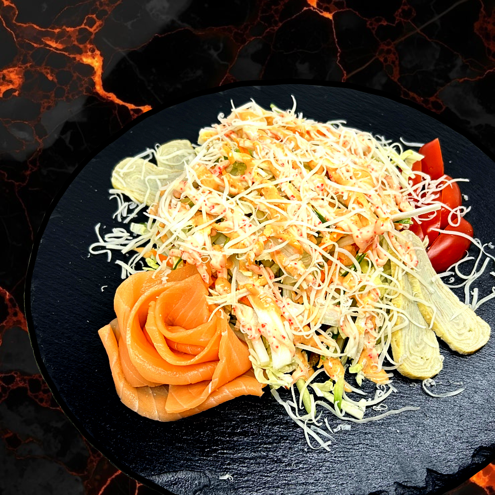 «Кунсей Сяке сарада» (копченый лосось)