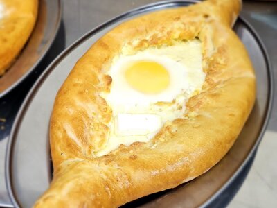Хачапури по-аджарски