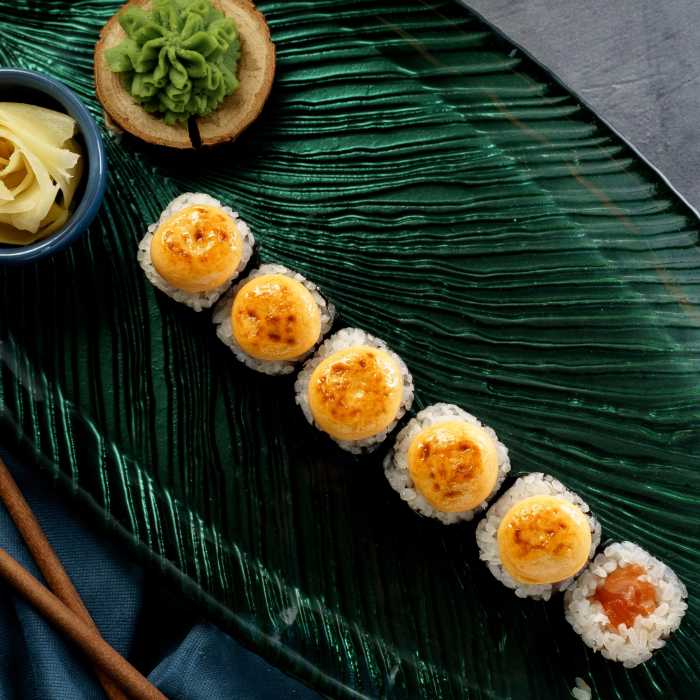 Запеченные маки с лососем