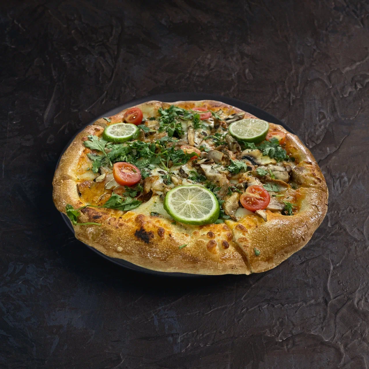 Пицца "Том Ям" с курицей и грибами 30 см