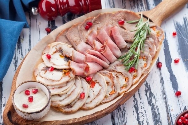 Мясная тарелка