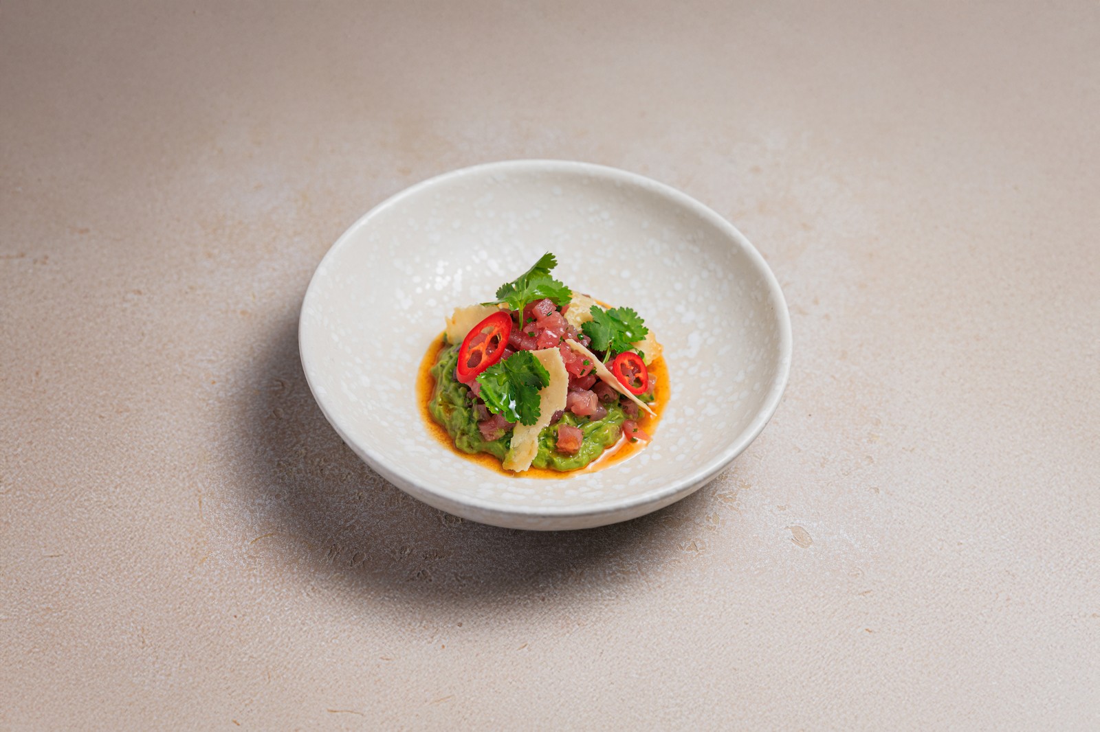 Тартар из тунца с гуакамоле