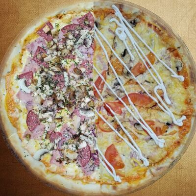 Пицца 50/50 Карбонара и Мясная