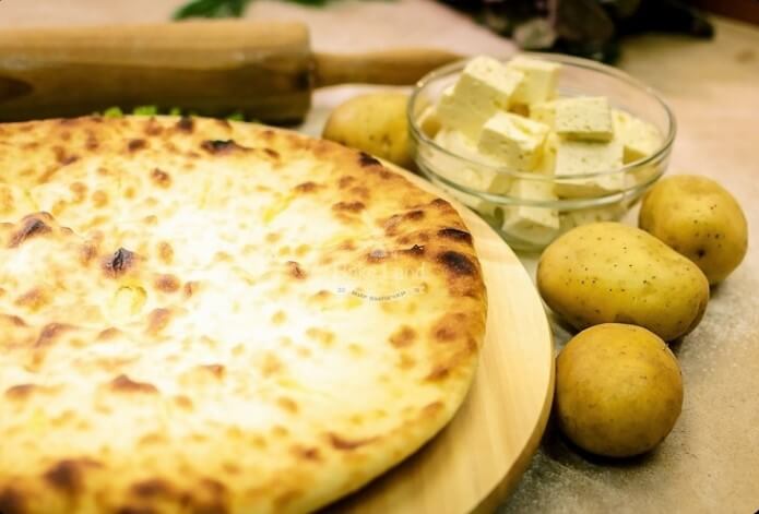 Пирог с картофелем и сыром