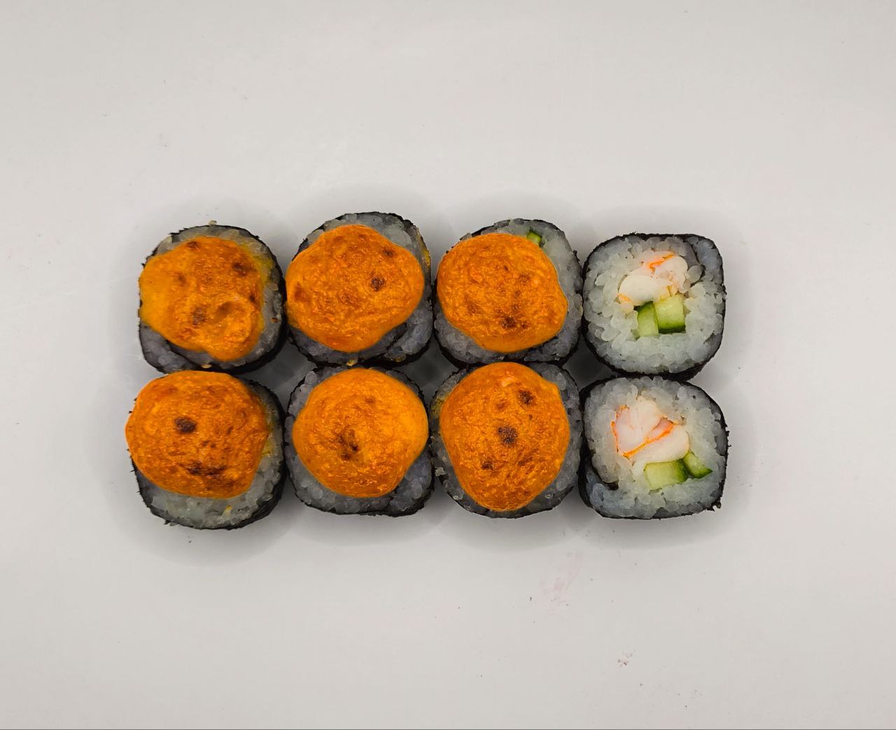 Запеченный ролл с креветкой