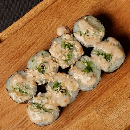 Хосомаки с чуккой