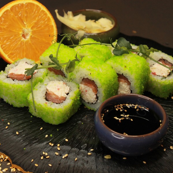 Ролл Нефрит