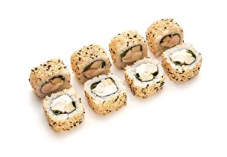 Ролл с курицей в кунжуте