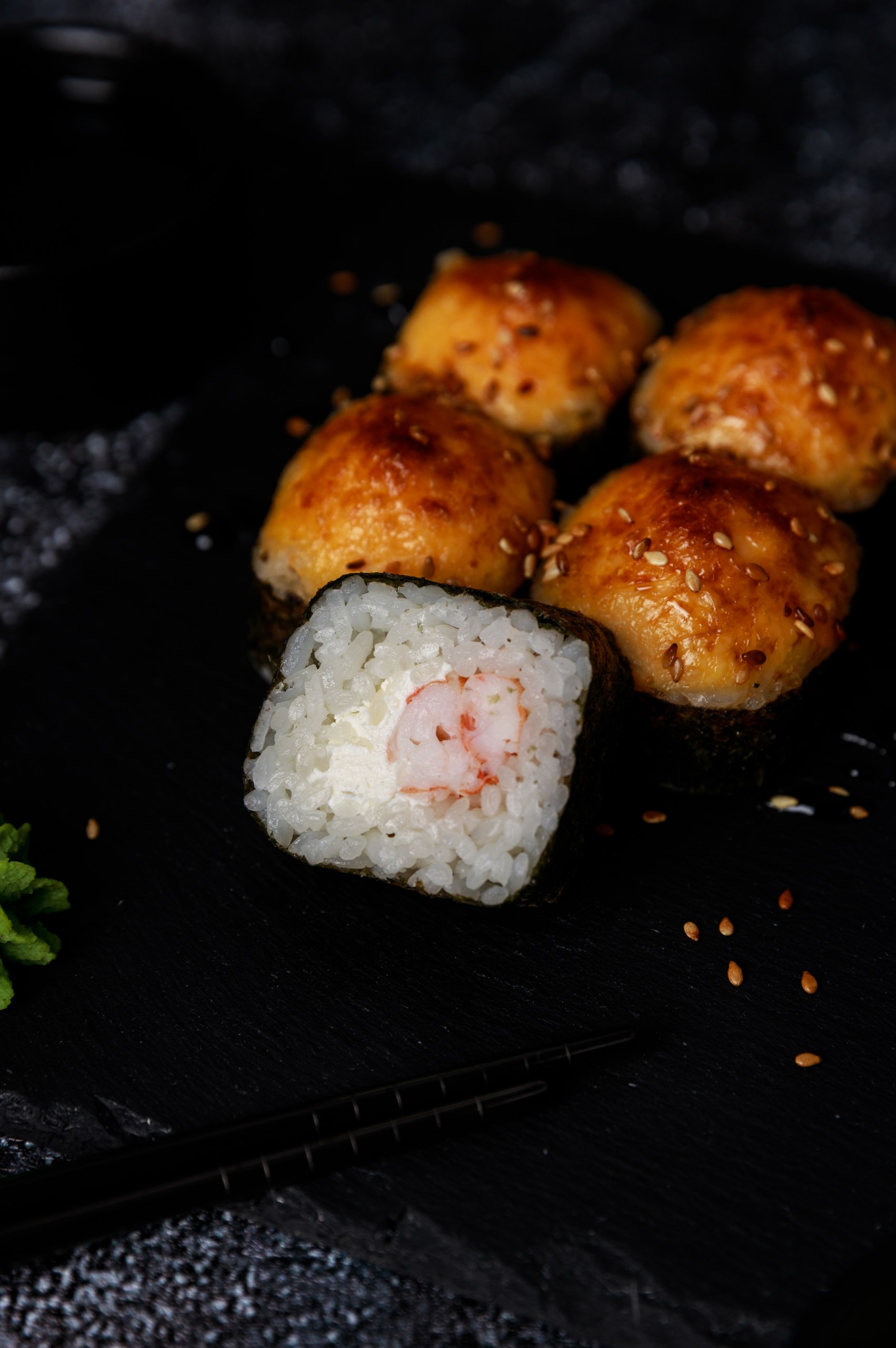 Запечённый с креветкой 5шт.