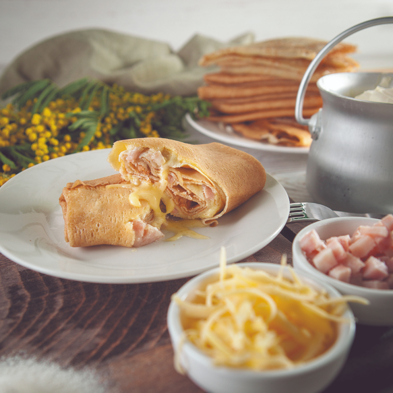 Блинчики с ветчиной и сыром