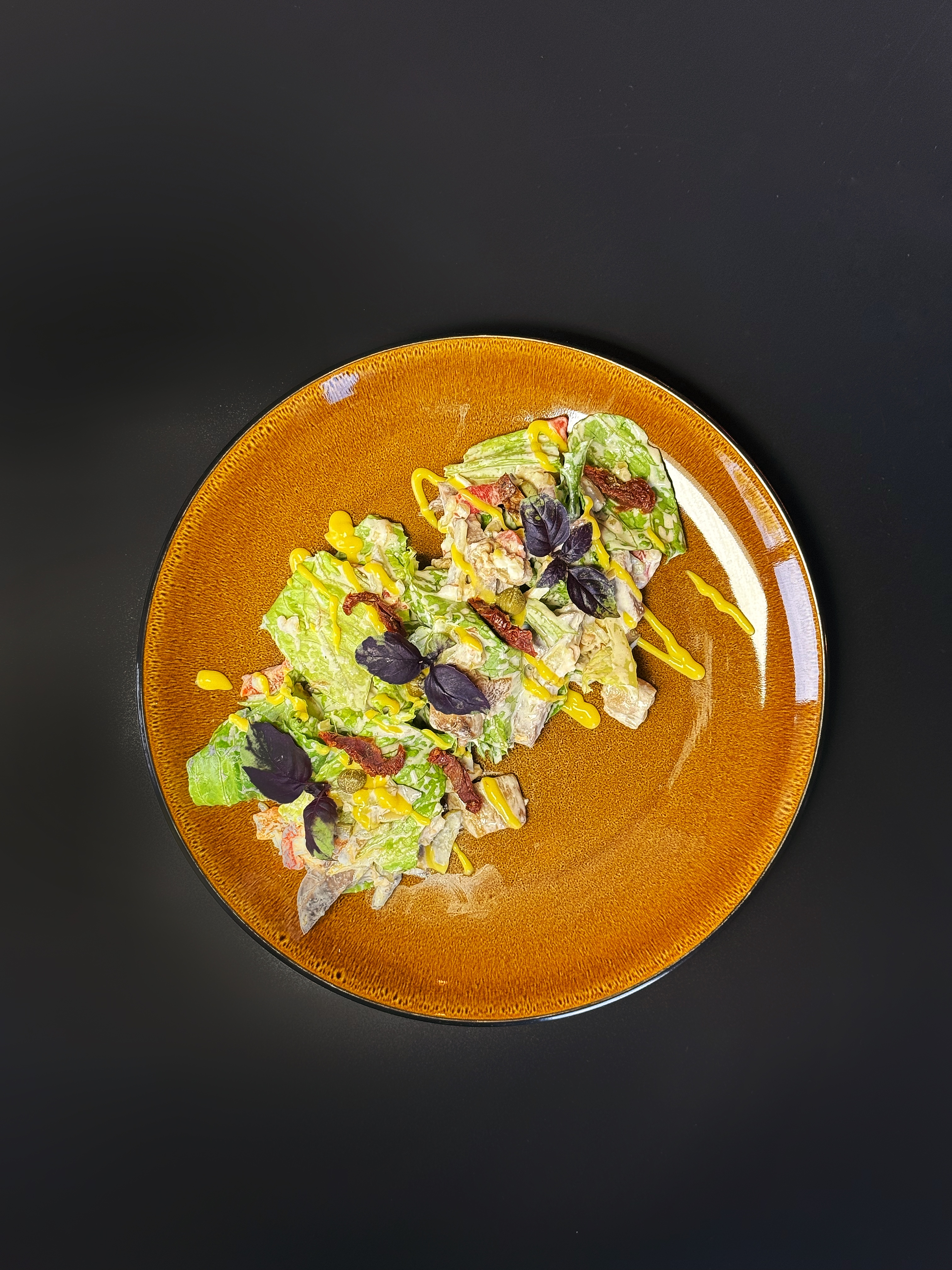 Салат с языком и белыми грибами