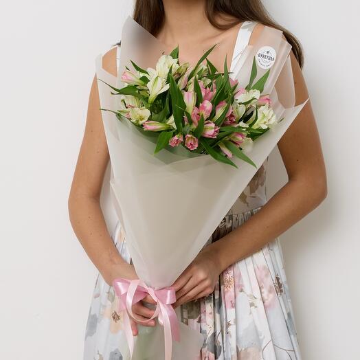 Букет из 11 альстромерий