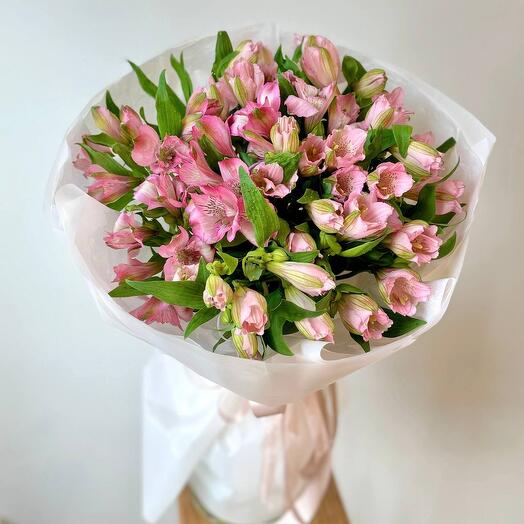 Букет «Я помню чудное мгновенье» из стойких альстромерий