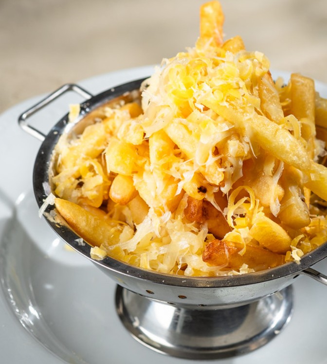Френч фрайс с пармезаном и трюф. маслом