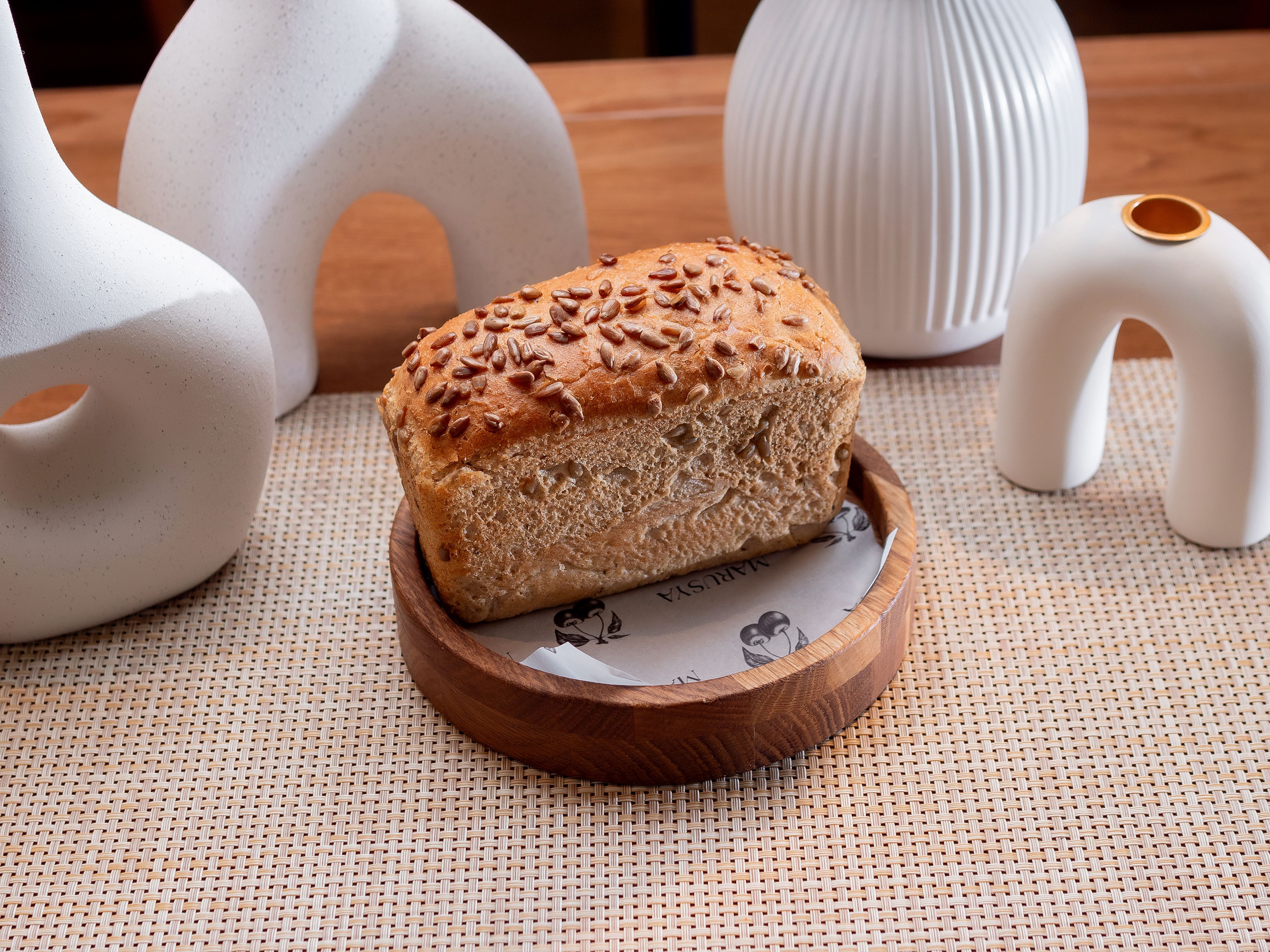 Домашний ржаной хлеб с семечками