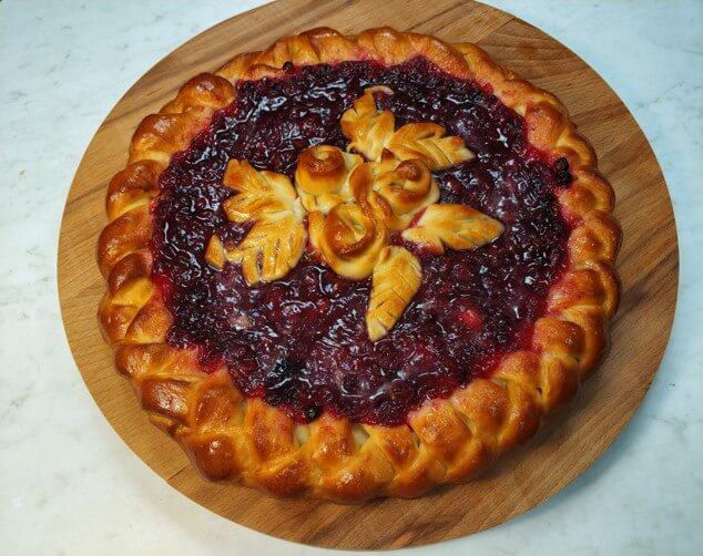 Пирог с клубникой 0.5кг