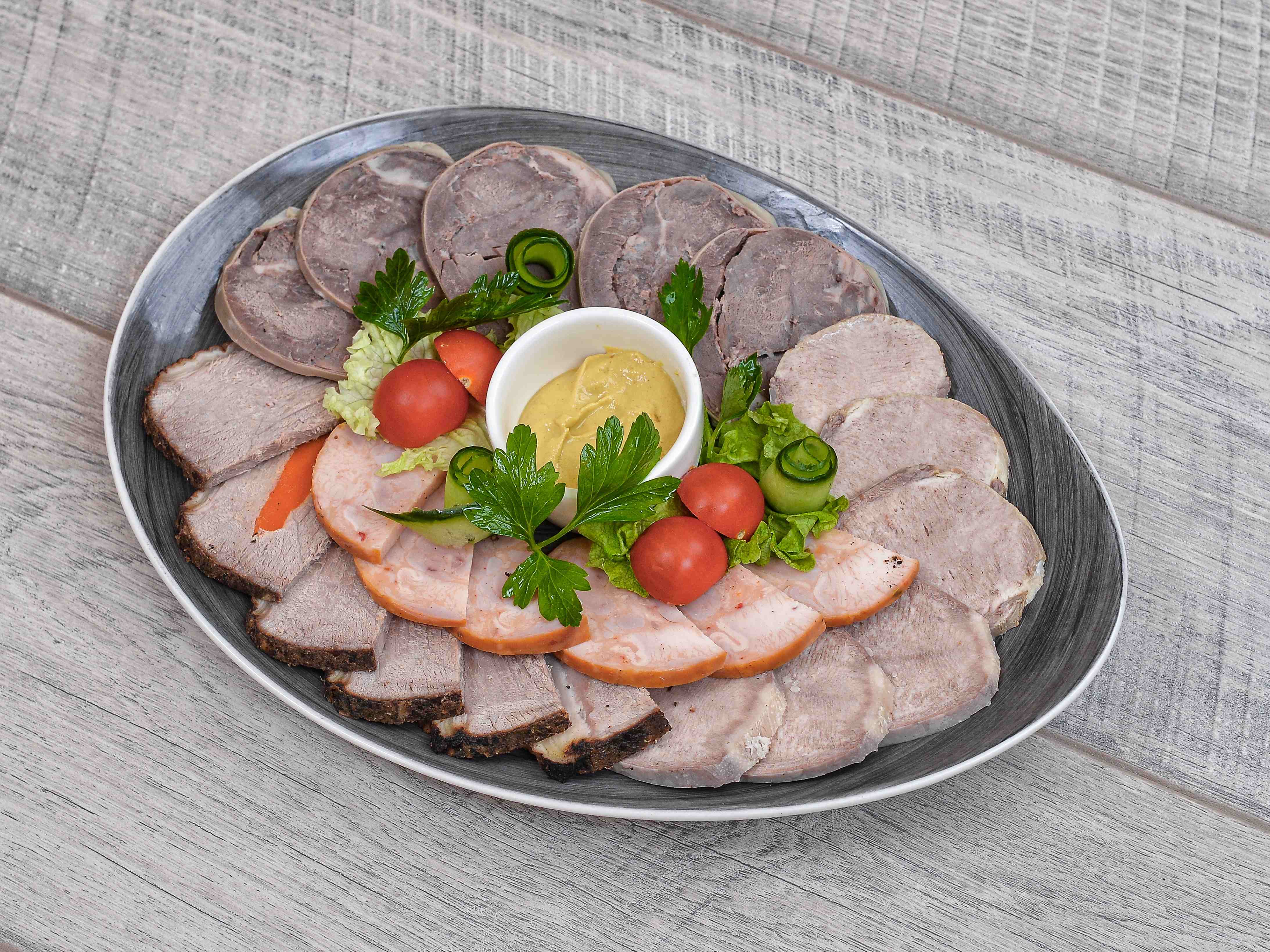 Мясное ассорти