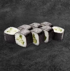 Ролл классический с огурцом