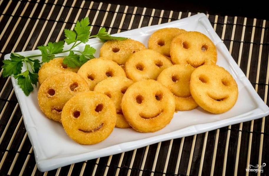 Картофельные смайлы+соус
