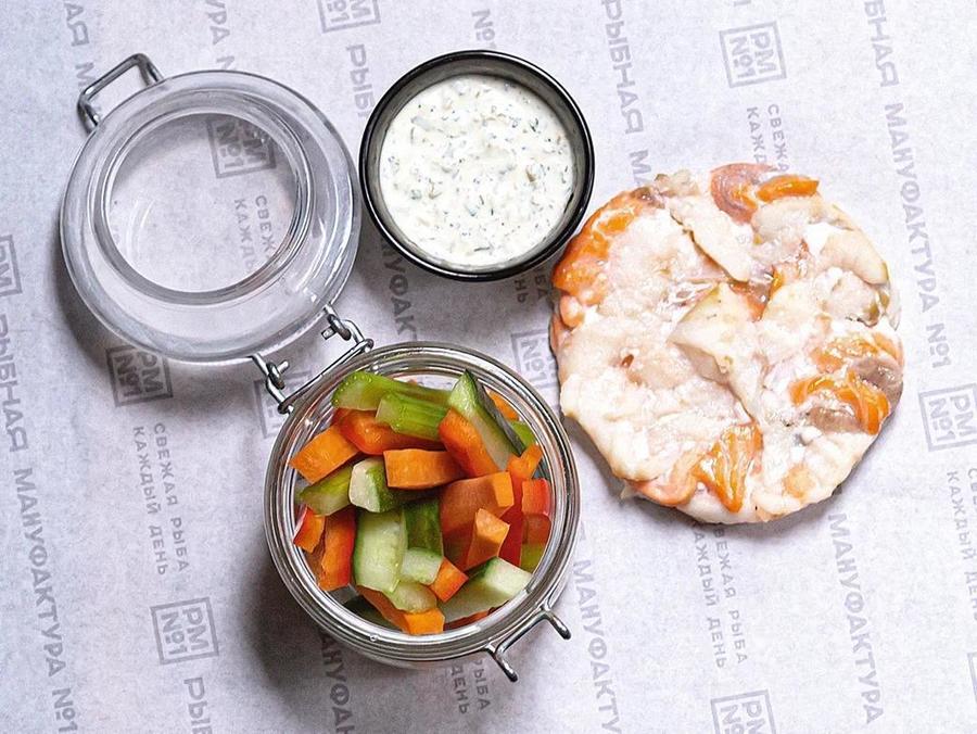 Рыбная котлетка с овощами микс