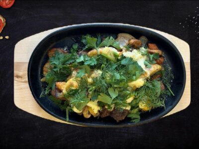 Сковородка по-домашнему с говяжьей вырезкой