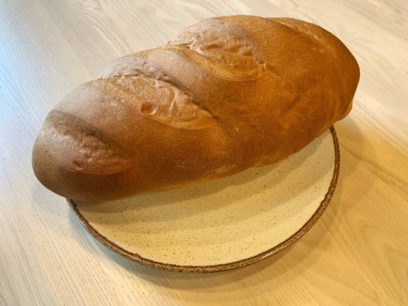 Белый батон