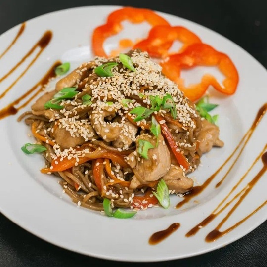 Wok со свининой